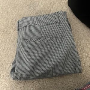 6 express pants (4 editor, 1 columnist and 1 jeans)size 8s. Excellent condition